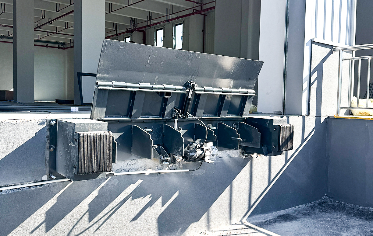 So installieren Sie eine hydraulische &Uuml;berladebr&uuml;cke: Schritt-f&uuml;r-Schritt-Installationsanleitung
