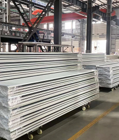 Chiều rộng v&agrave; chiều d&agrave;i nền tảng c&oacute; thể điều chỉnh